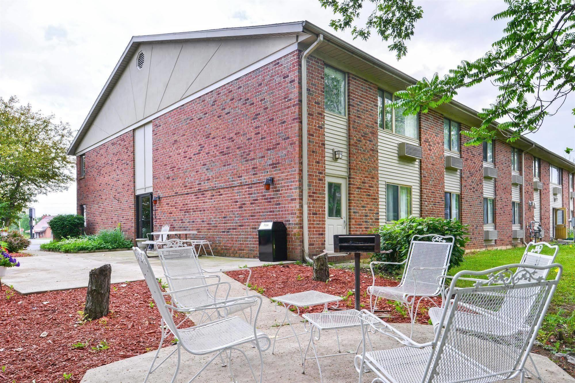 Americas Best Value Inn & Suites - Bluffton Exterior foto
